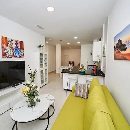 Casa Florence, Centrica En * Nerja