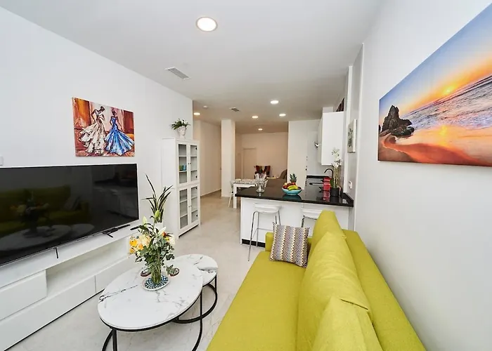 Casa Florence, Centrica En * Nerja