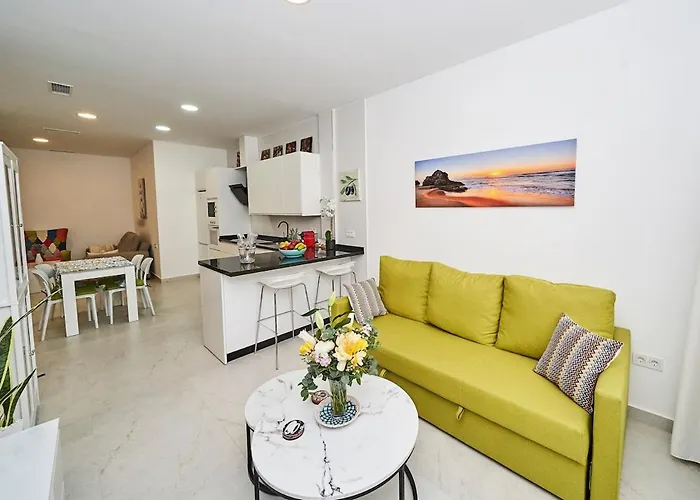 Casa Florence, Céntrica En Nerja